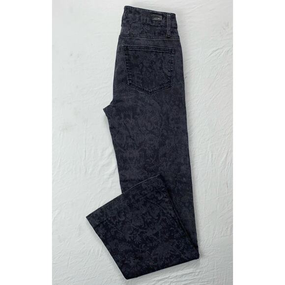 Paige 'Leenah' Wide Leg Flare Stretch Jeans in Black Laser Floral. Women's 27. - Picture 1 of 9